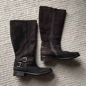 Clark’s Brown Suede Zip Boots 9.5